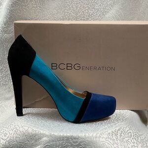 BCBGeneration Teal and Black Heels
